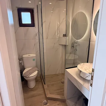 Keti Kapri 3* Плака